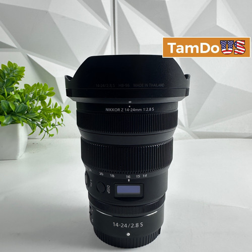 Nikon nikkor f 2 - z, f/2.8